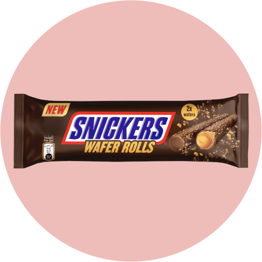 Snickers Wafer Rolls – Knusprige Waffelröllchen mit Karamell, Erdnüssen und Milchschokolade